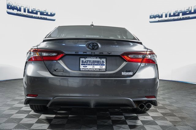 Used 2023 Toyota Camry SE image 5