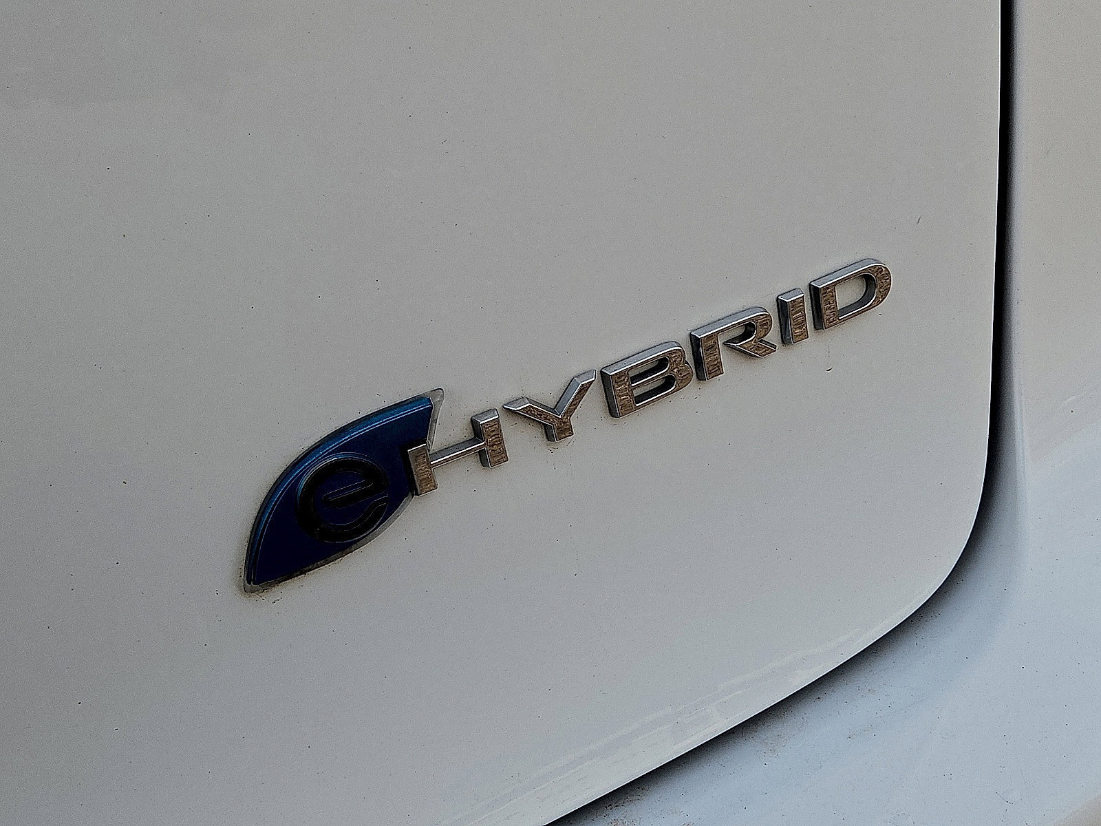 Used 2024 Chrysler Pacifica Limited FWD image 13