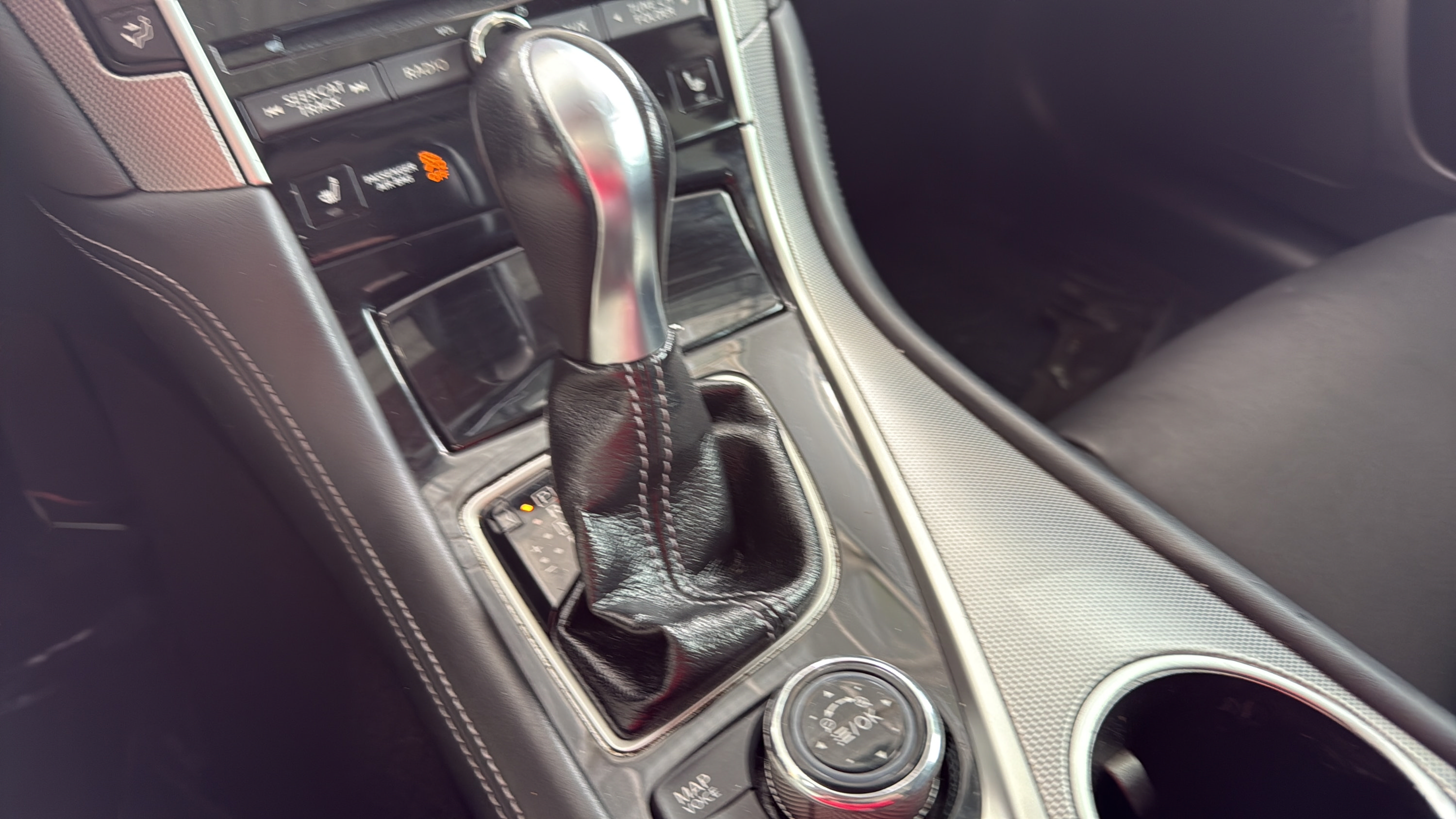 Used 2015 INFINITI Q50 Premium w/ Navigation Package RWD image 38