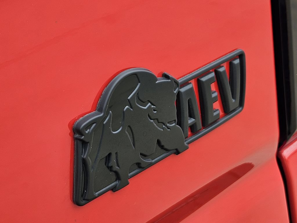 Used 2025 Chevrolet Silverado 2500 ZR2 w/ ZR2 Bison Edition AWD/4WD image 15