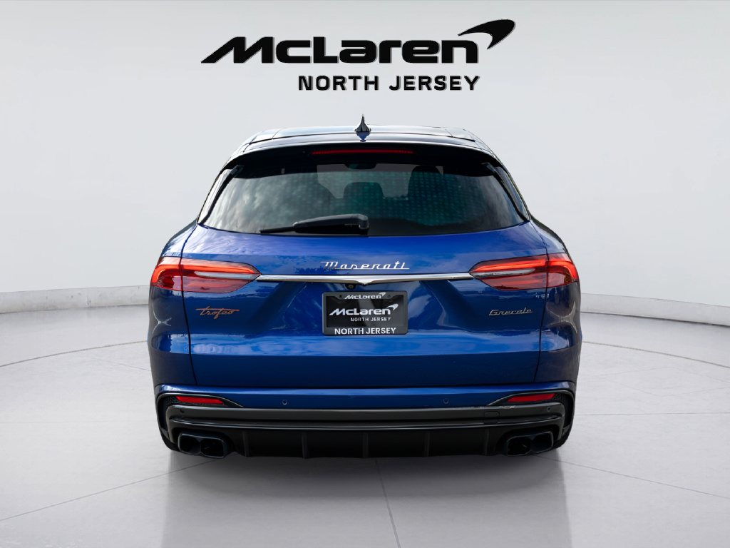 Used 2023 Maserati Grecale Trofeo AWD/4WD image 16