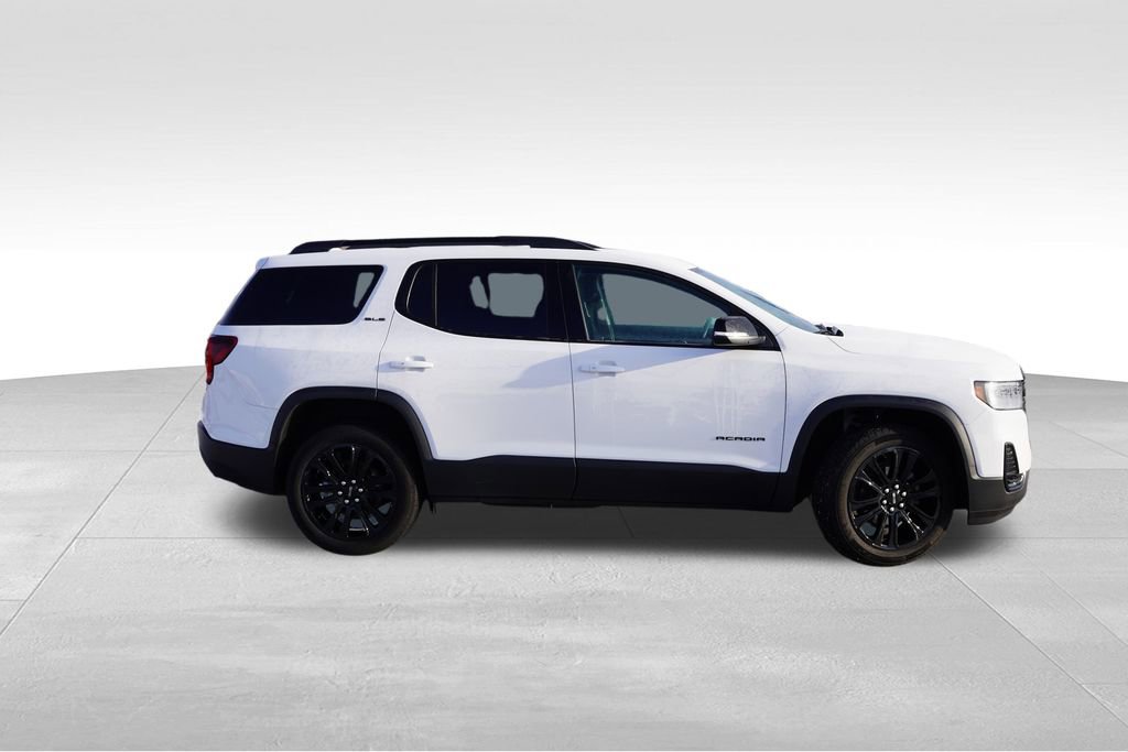 Certified 2023 GMC Acadia SLE w/ Driver Convenience Package image 4