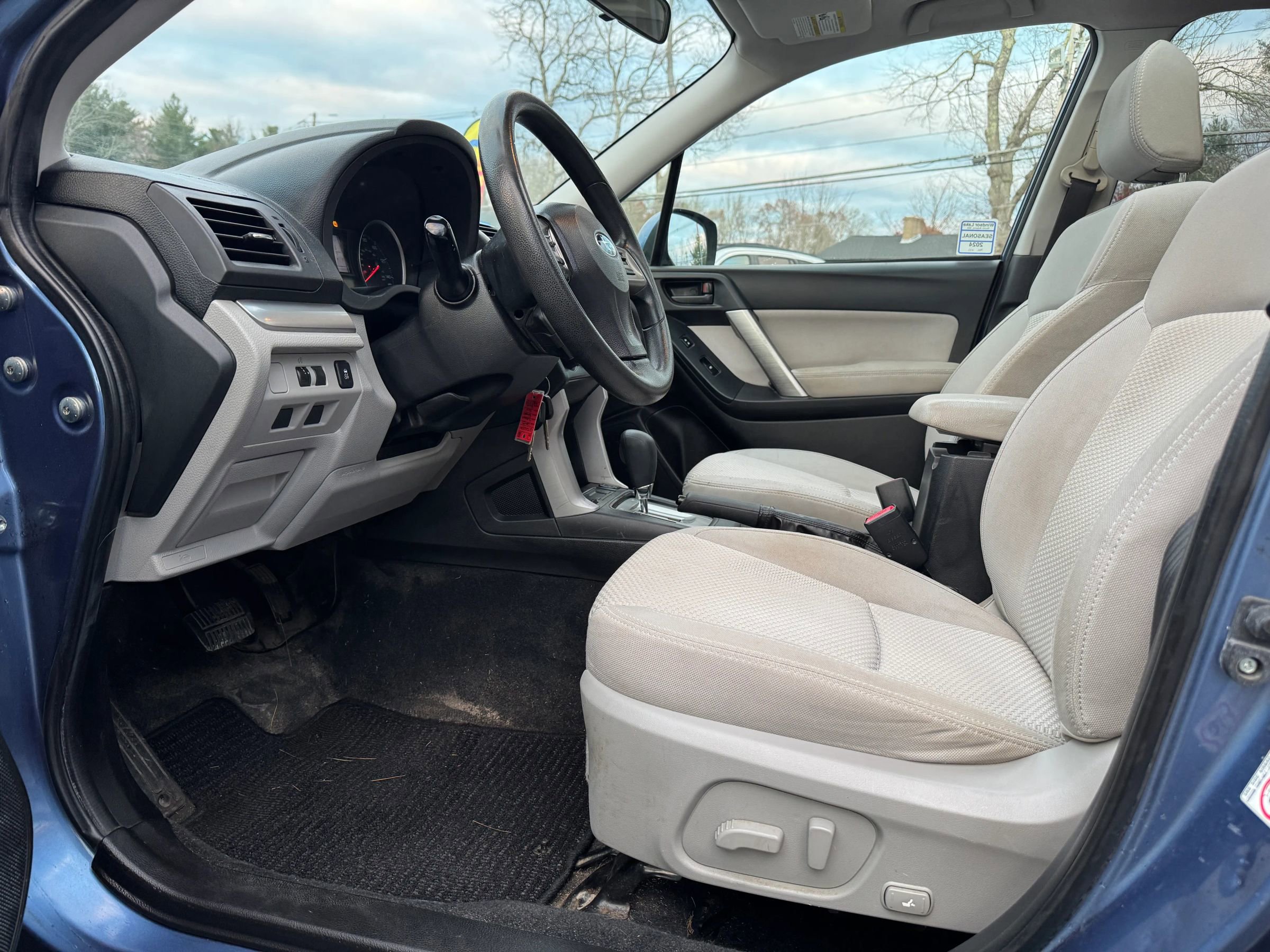 Used 2015 Subaru Forester 2.5i Premium w/ All-Weather Package image 12