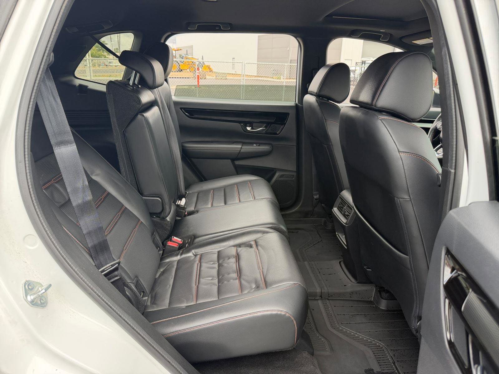 Used 2023 Honda CR-V Sport Touring image 17