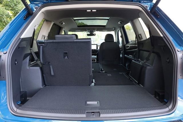 New 2026 Volkswagen Atlas SE image 8