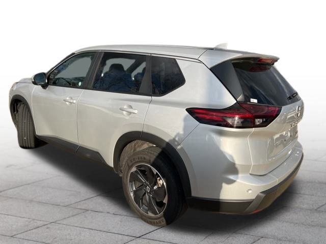Used 2024 Nissan Rogue SV image 4