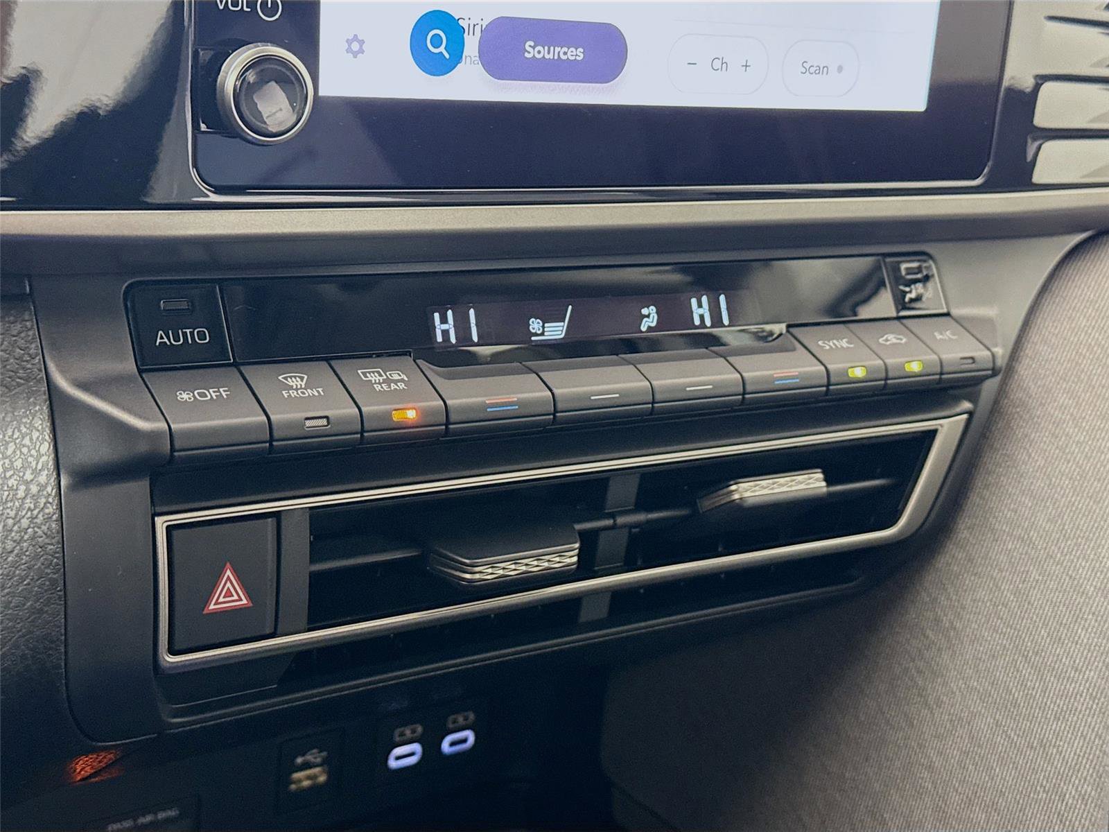 New 2026 Toyota Camry LE image 27