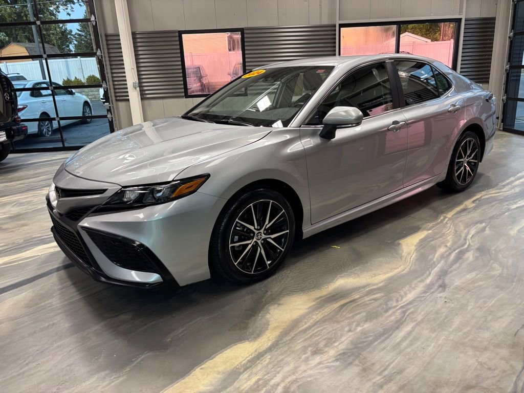 Used 2024 Toyota Camry SE FWD image 35