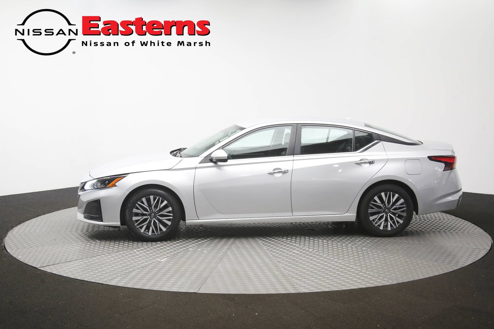 Used 2023 Nissan Altima 2.5 SV FWD image 58