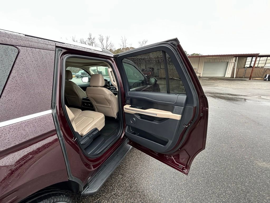 Used 2024 Ford Expedition Max Limited image 22