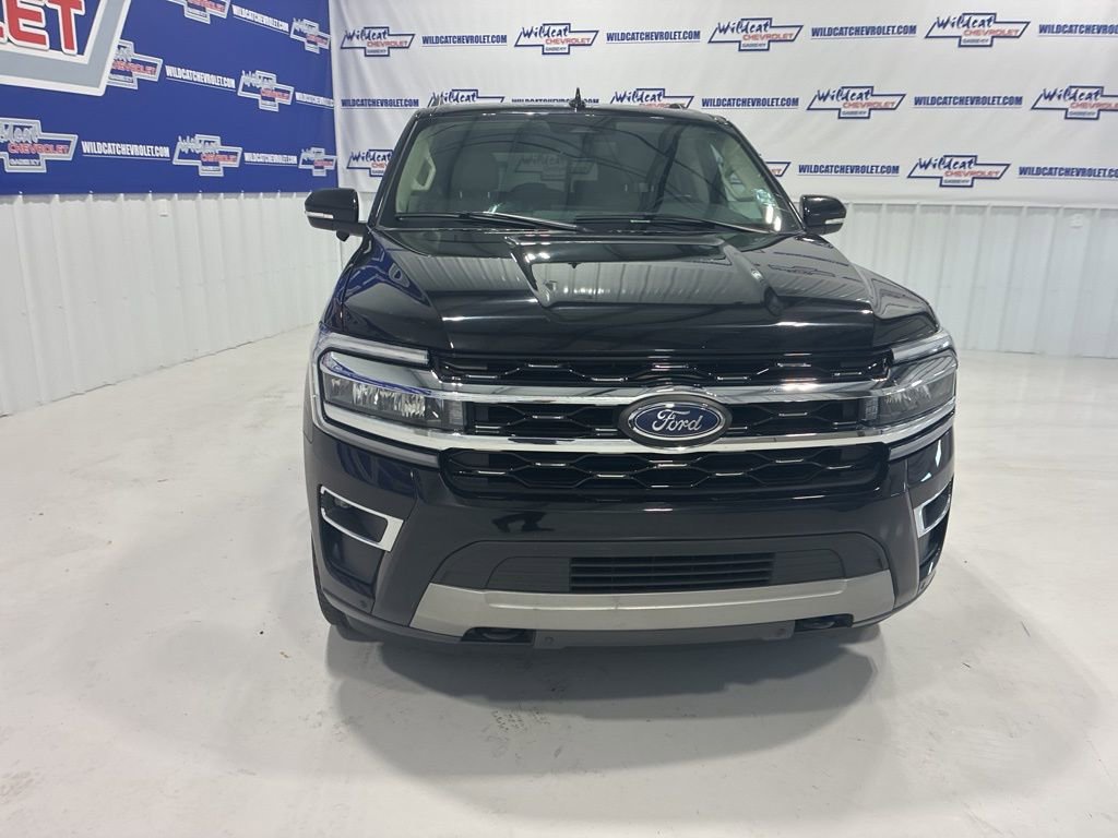 Used 2023 Ford Expedition Limited AWD/4WD image 10