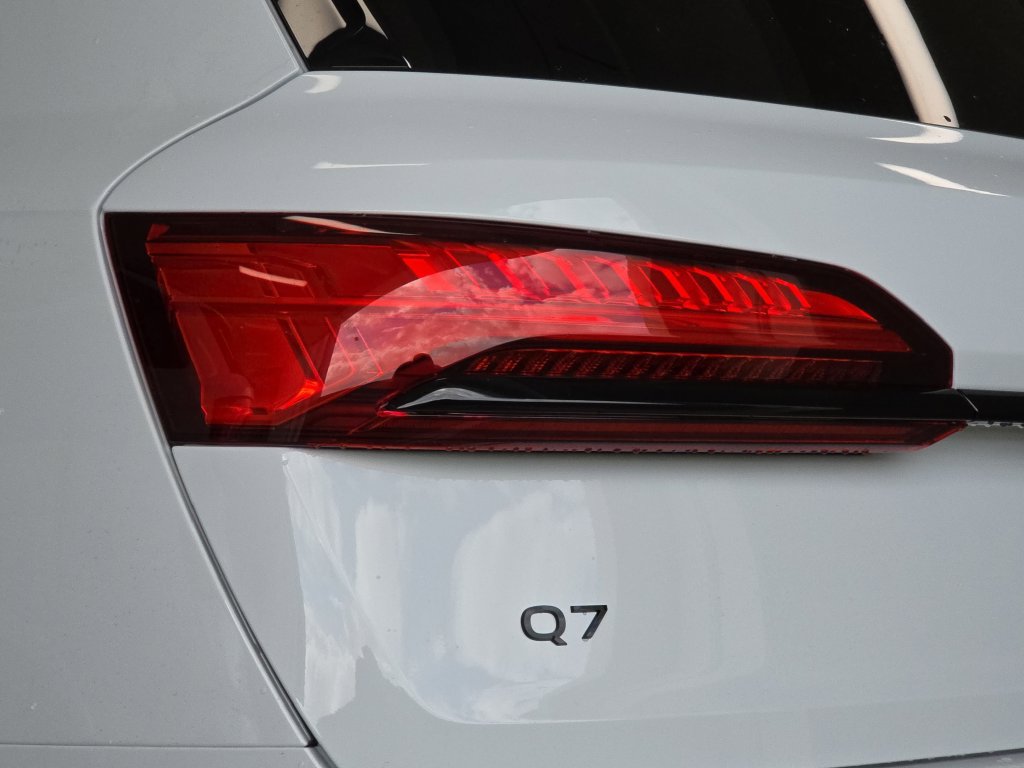 New 2026 Audi Q7 2.0T Premium AWD/4WD image 25