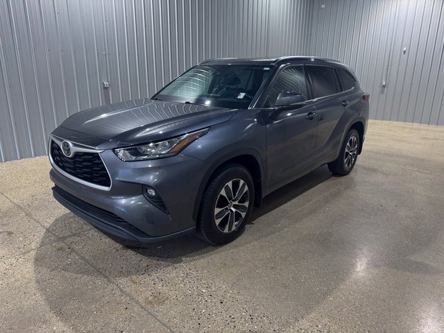 Used 2020 Toyota Highlander XLE
