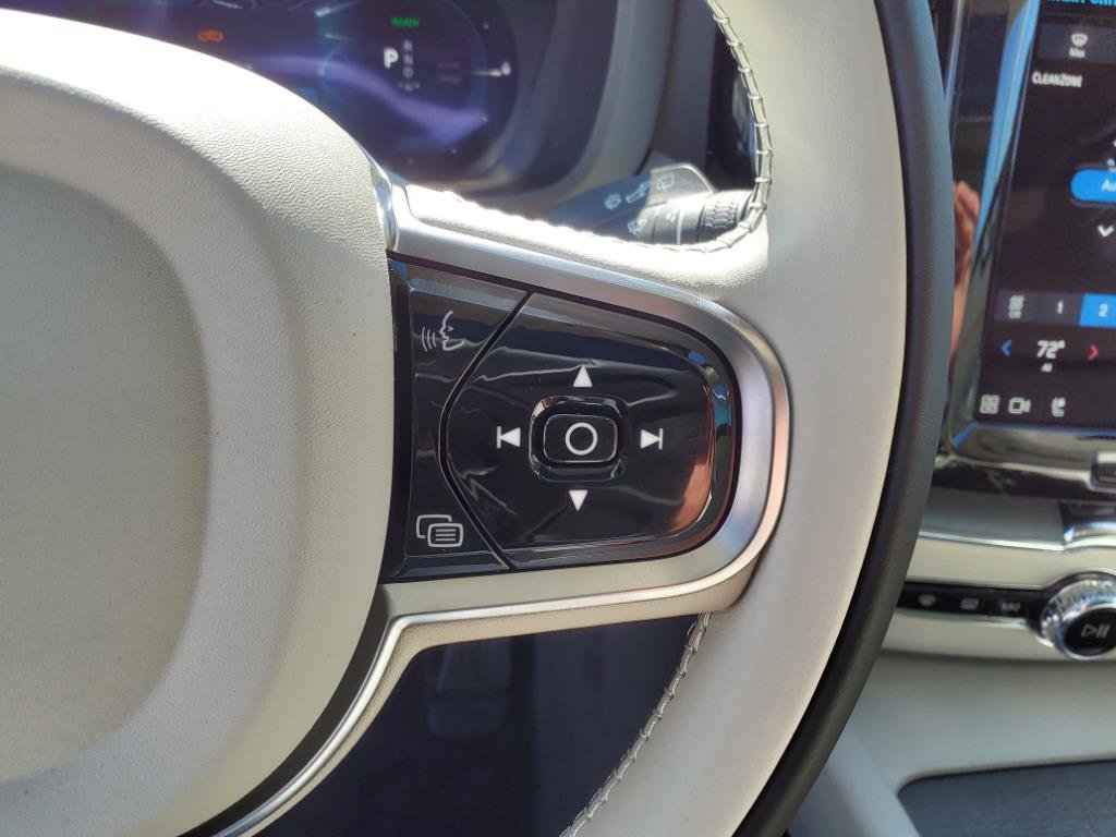 Certified 2025 Volvo XC60 T8 Plus w/ Climate Package image 16