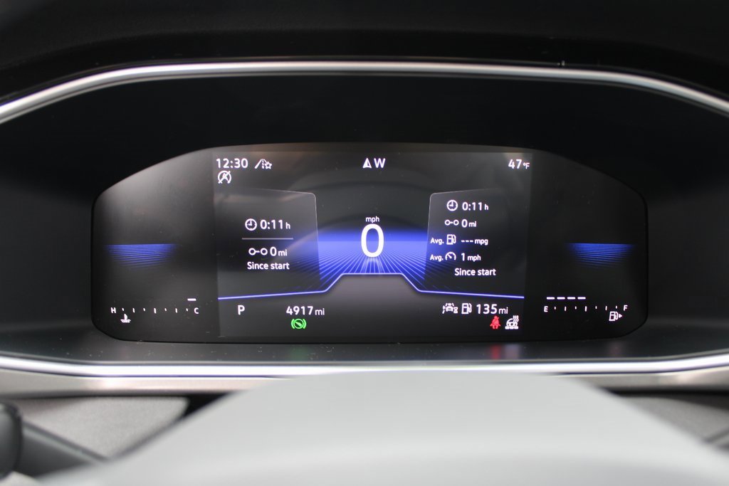 Certified 2025 Volkswagen Taos SE image 14