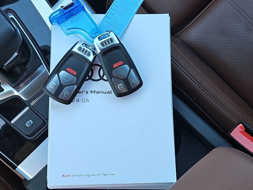 Certified 2024 Audi Q5 2.0T Premium Plus AWD/4WD image 5