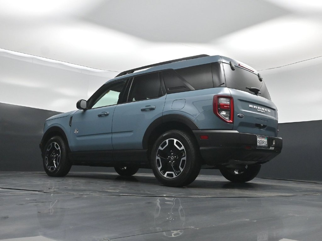 Certified 2023 Ford Bronco Sport Outer Banks w/ Tech Package AWD/4WD image 47