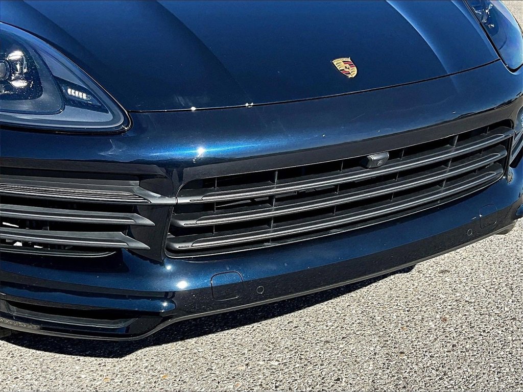 Used 2023 Porsche Cayenne Platinum Edition image 20