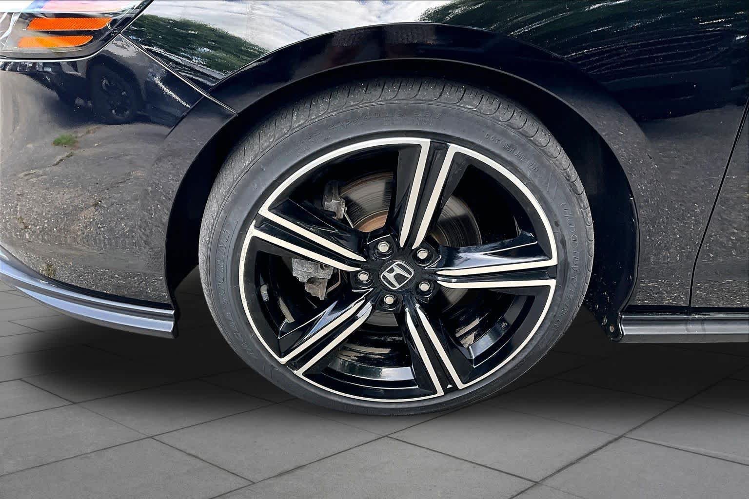 Used 2023 Honda Accord Sport image 11