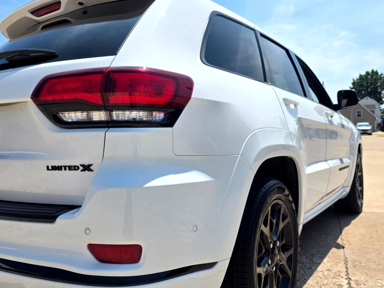 Used 2021 Jeep Grand Cherokee Limited X image 21