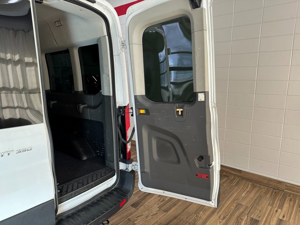 Used 2020 Ford Transit 350 XLT image 34