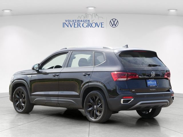 Certified 2023 Volkswagen Taos SE w/ Panoramic Sunroof Package AWD/4WD image 5