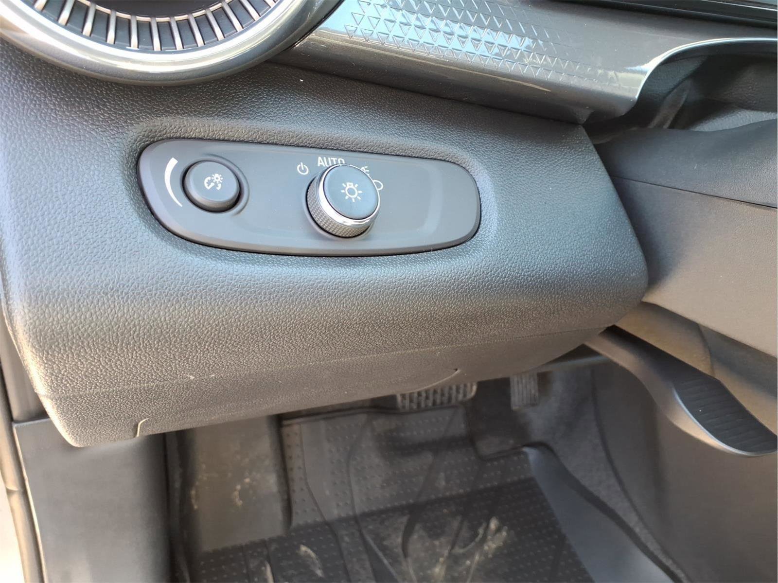 New 2026 Chevrolet Trax ACTIV image 16