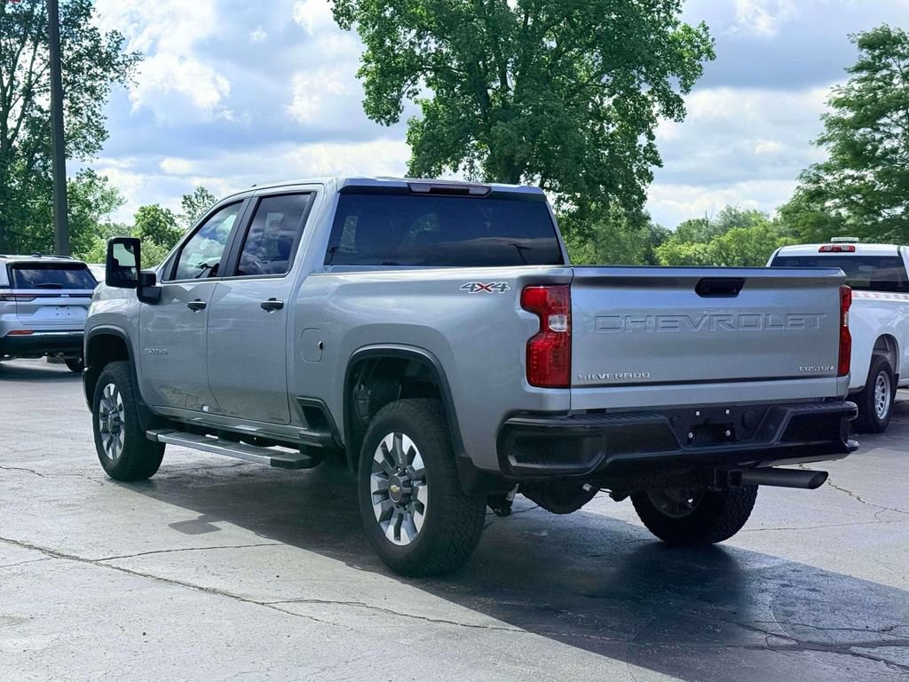 Used 2024 Chevrolet Silverado 2500 Custom w/ Snow Plow Prep/Camper Package AWD/4WD image 11