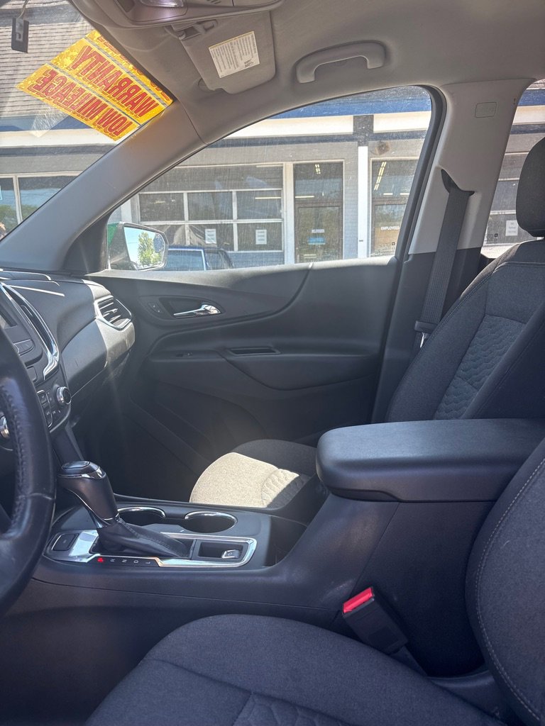 Used 2019 Chevrolet Equinox LT AWD/4WD image 9