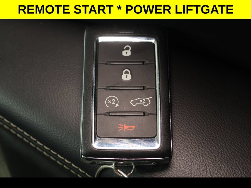Used 2024 Jeep Wagoneer Series II w/ Flexible Seating Group AWD/4WD image 11