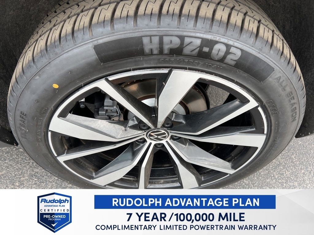 Used 2024 Volkswagen Atlas SEL Premium R-Line AWD/4WD image 34