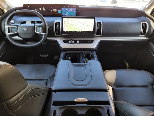 Used 2025 Ford Expedition Active RWD image 23