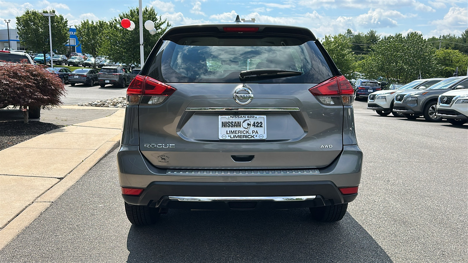 Used 2018 Nissan Rogue S AWD/4WD image 5