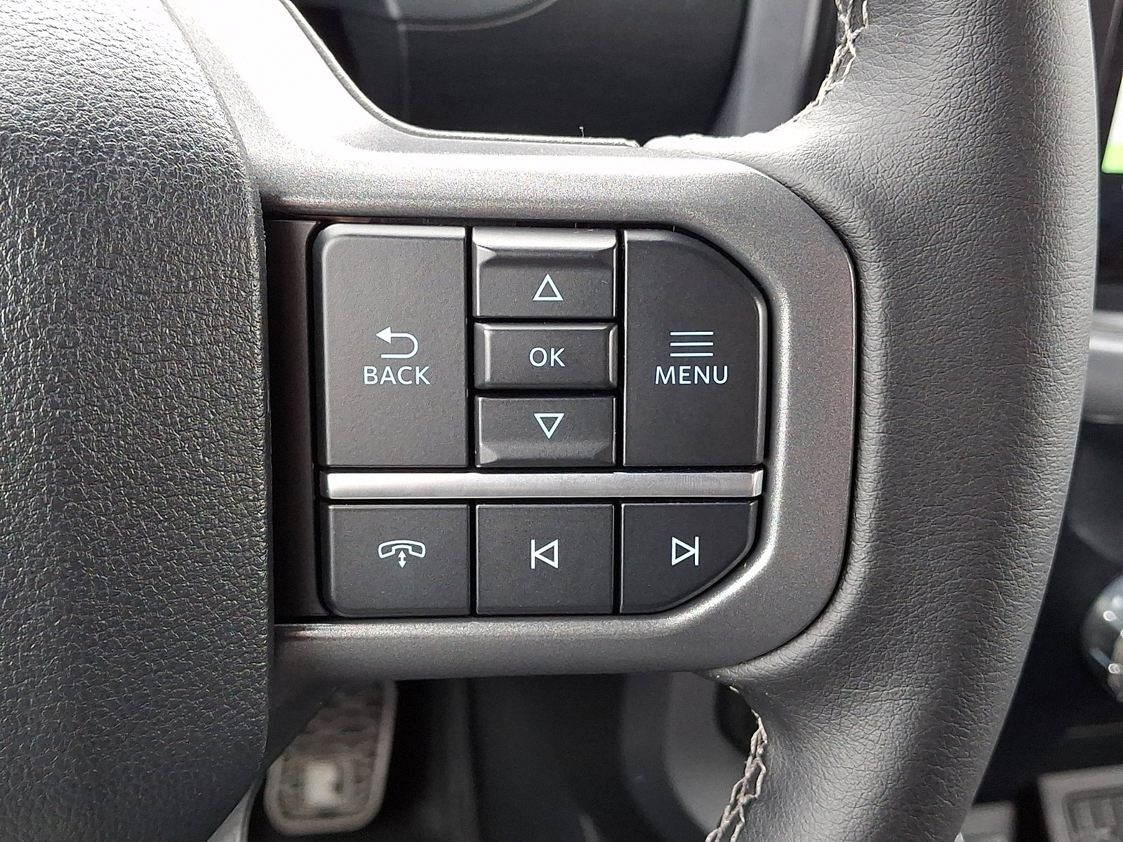 Used 2025 Ford F150 XLT w/ Equipment Group 302A MID image 29