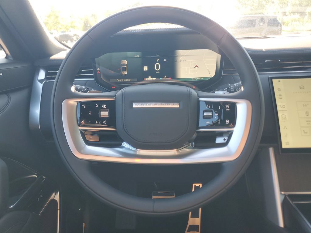 New 2026 Land Rover Range Rover Long Wheelbase SE AWD/4WD image 26