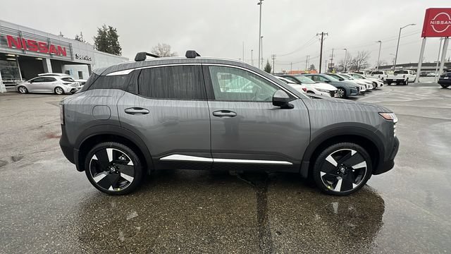 New 2025 Nissan Kicks SR w/ Illumination Package AWD/4WD image 3
