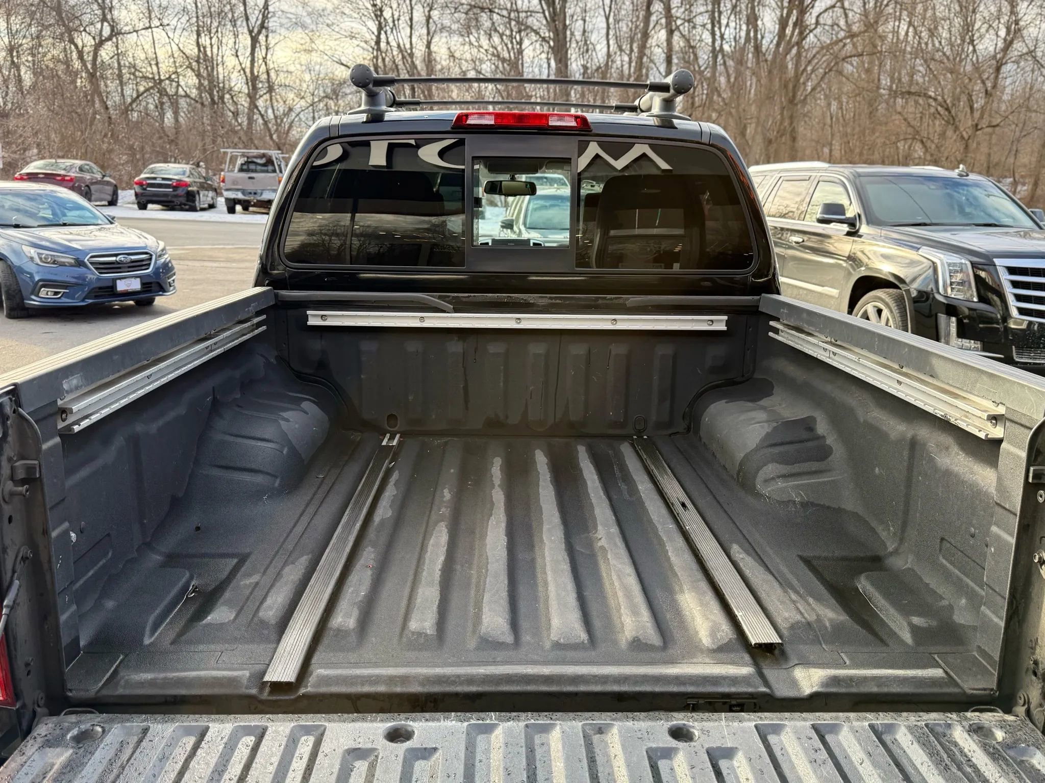 Used 2017 Nissan Frontier PRO-4X w/ Pro-4x Luxury Package image 39