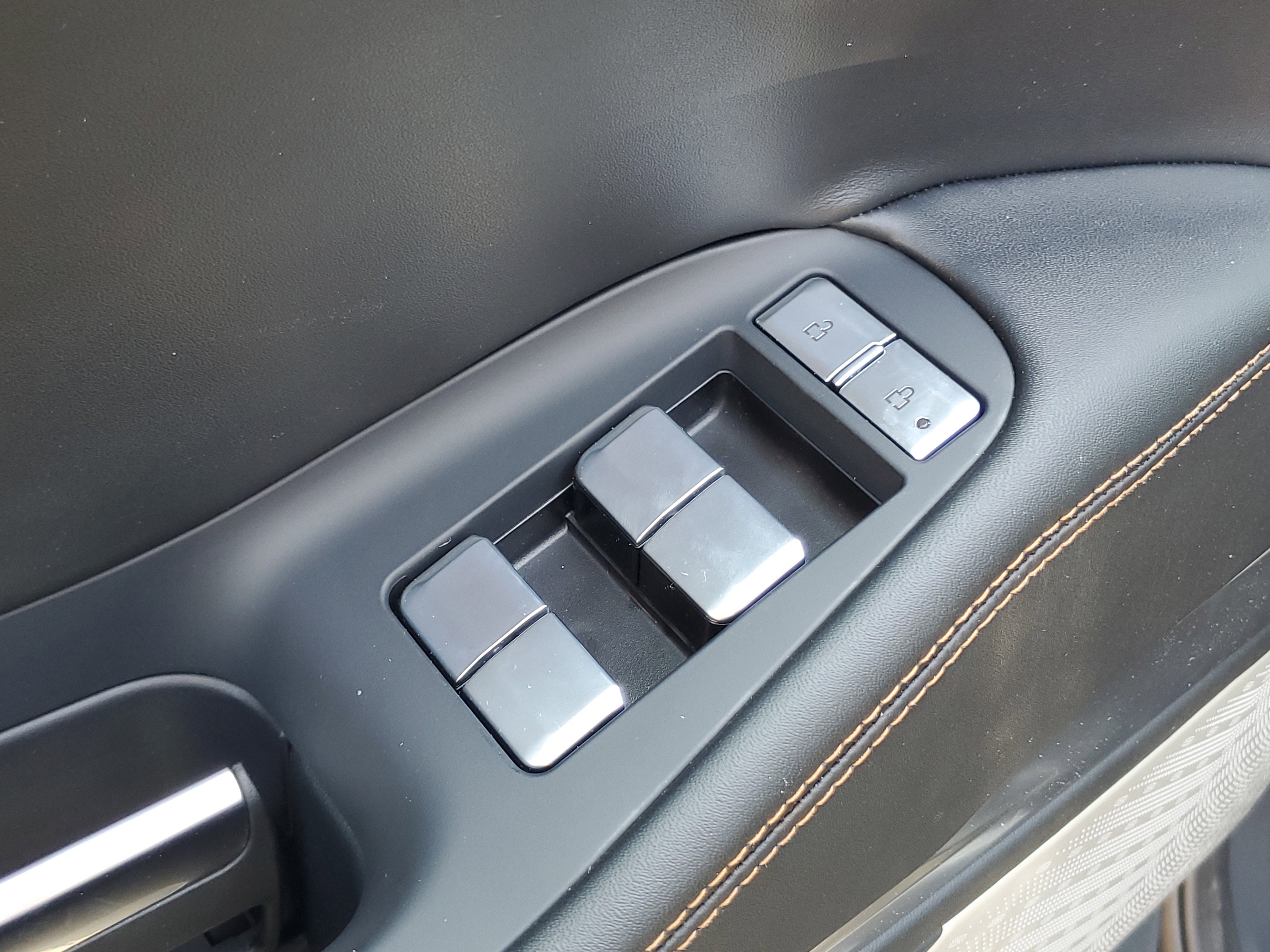 New 2026 Lincoln Navigator L Black Label AWD/4WD image 10