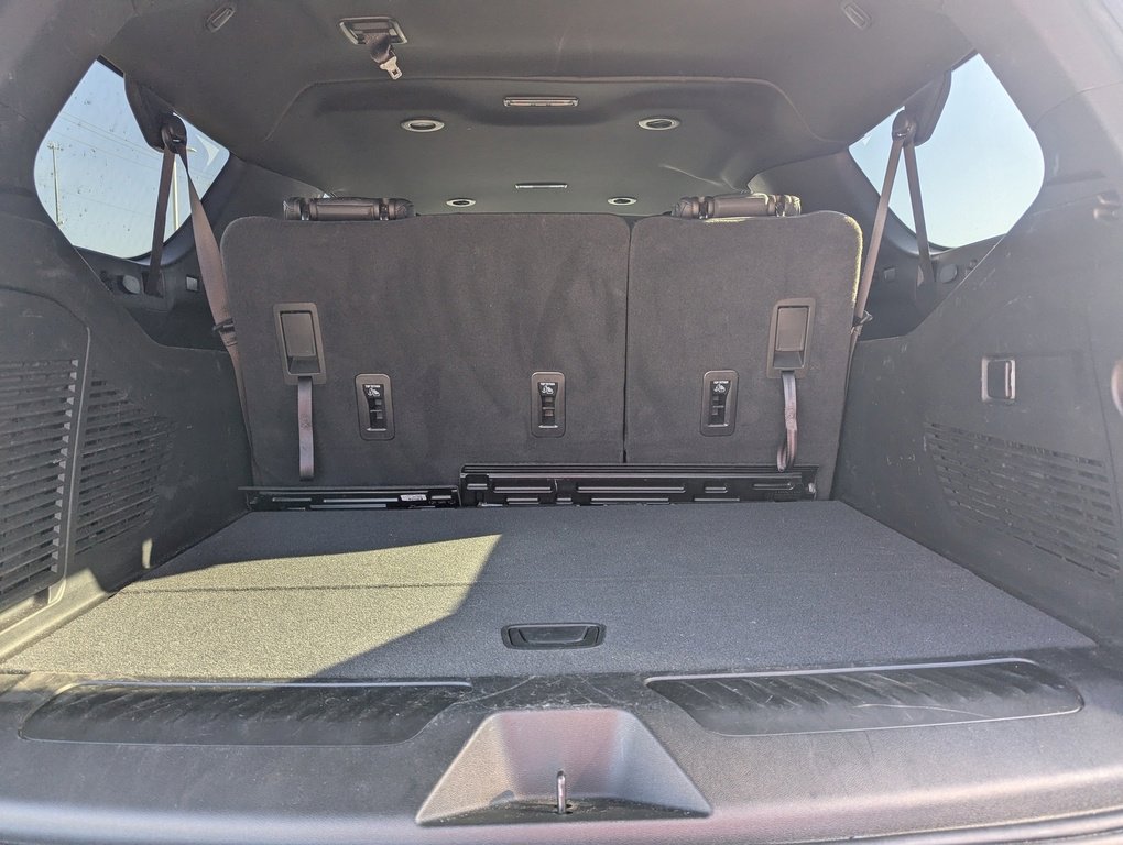 Used 2023 Chevrolet Suburban LT image 23