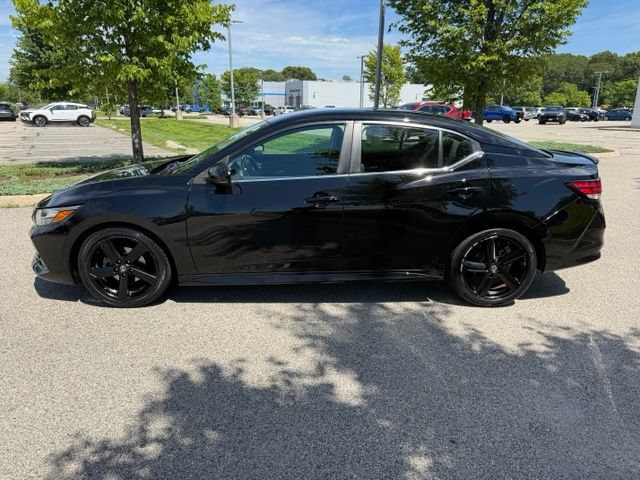 Certified 2023 Nissan Sentra SR w/ Midnight Edition Package FWD image 7