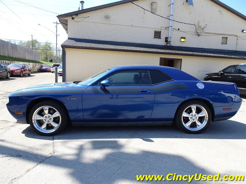 Used 2010 Dodge Challenger R/T RWD image 6