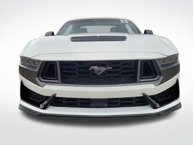 Used 2025 Ford Mustang Dark Horse image 3
