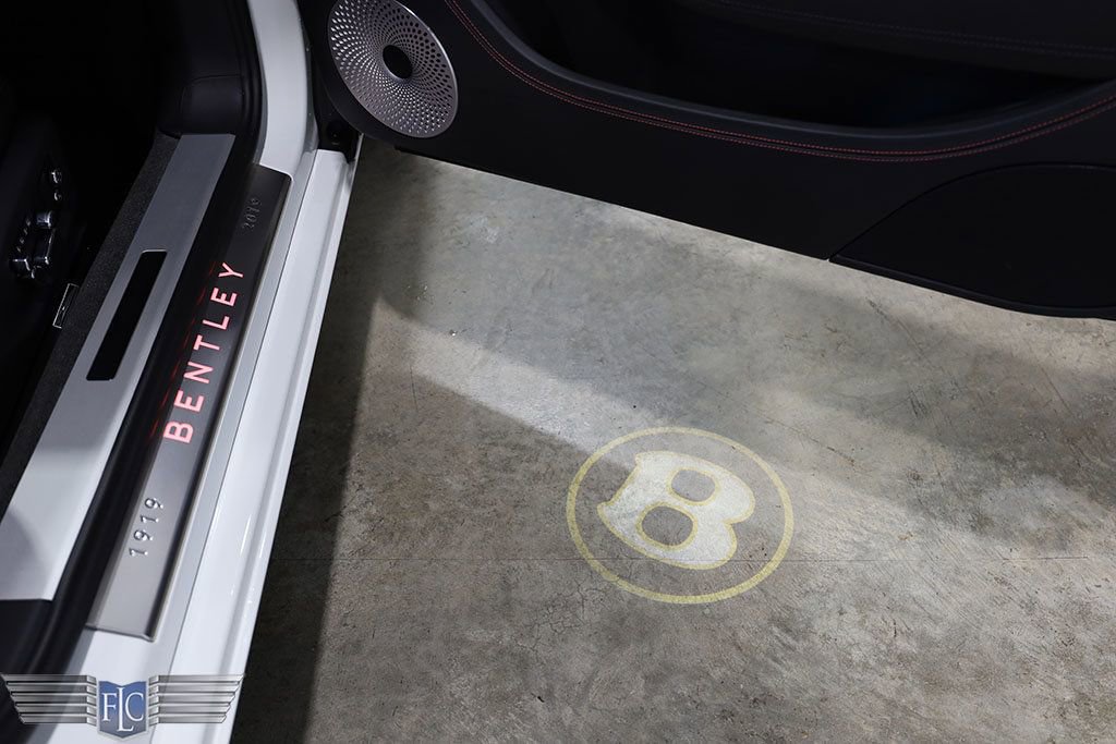 Used 2020 Bentley Continental GT V8 image 12