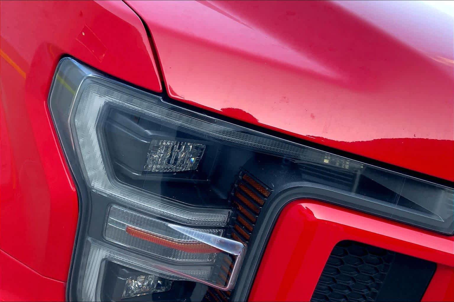 Used 2019 Ford F150 Lariat w/ Equipment Group 502A Luxury AWD/4WD image 23