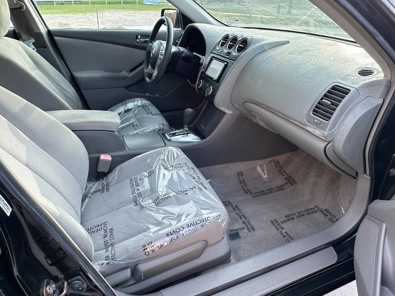 Used 2010 Nissan Altima 2.5 image 11