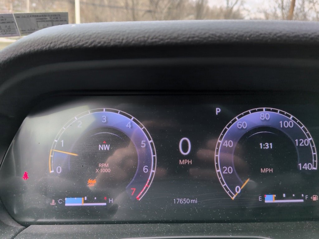 Used 2024 Jeep Grand Cherokee Laredo X w/ Trailer Tow Package image 33