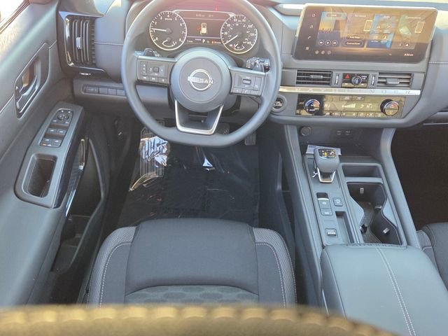 New 2026 Nissan Pathfinder S image 7