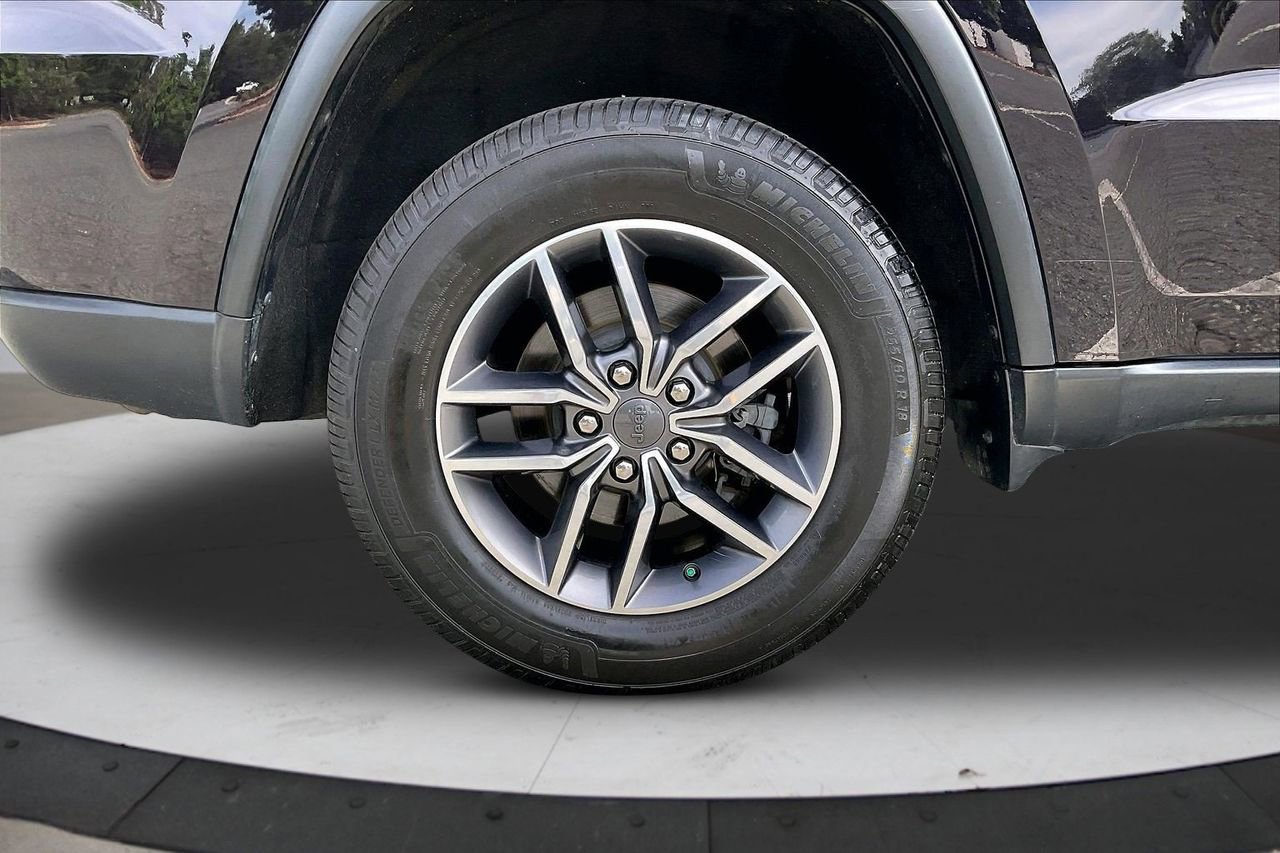 Certified 2020 Jeep Grand Cherokee Limited RWD image 38
