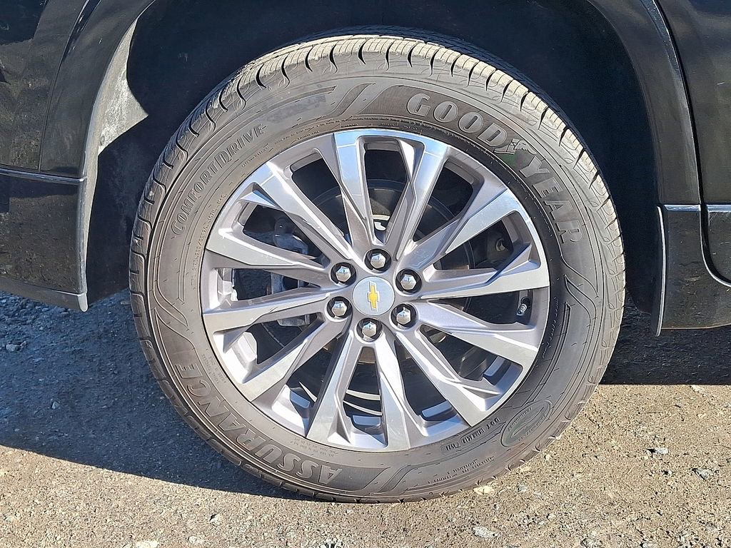 Used 2023 Chevrolet Traverse Premier w/ LPO, Floor Liner Package image 34