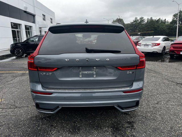Certified 2022 Volvo XC60 B6 R-Design w/ Advanced Package image 9